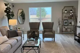 231 Burrograss Dr, Wentzville, MO 63385 - Photo 5