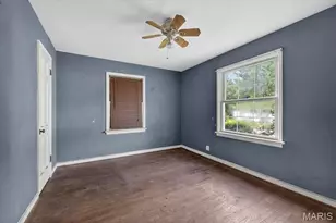 7407 Balfour Dr, Hanley Hills, MO 63133 - Photo 11