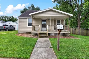 22 Jefferson Dr, Bowling Green, MO 63334 - Photo 1