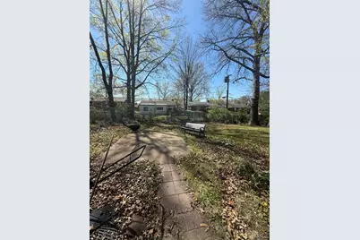 7710 Carleton Avenue, University City, MO 63130 - Photo 15