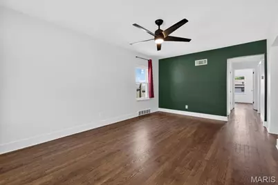 928 Wachtel Avenue, Saint Louis, MO 63125 - Photo 3