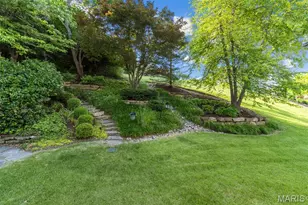647 Waterford Ridge Dr, Ballwin, MO 63021 - Photo 51
