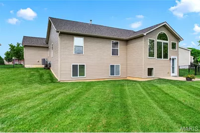 708 Bellingrath Gardens Court, Wentzville, MO 63385 - Photo 7