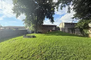 612 Banks Dr, Pevely, MO 63070 - Photo 3