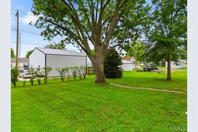 108 S Science Street, Bowling Green, MO 63334 - Photo 31