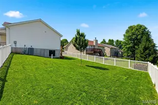 205 May Ave, Winfield, MO 63389 - Photo 23