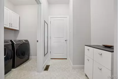2384 Chemin Avenue, Saint Charles, MO 63301 - Photo 11