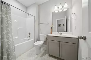 2384 Chemin Ave, Saint Charles, MO 63301 - Photo 19