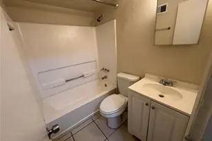 2823 Meadowlark Ave, Saint Louis, MO 63136 - Photo 9