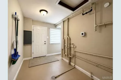 5831 Nashville Avenue, Saint Louis, MO 63110 - Photo 9