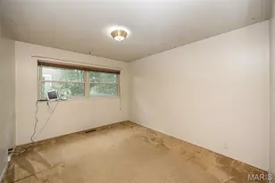 425 Kenilworth Ln, Ballwin, MO 63011 - Photo 27