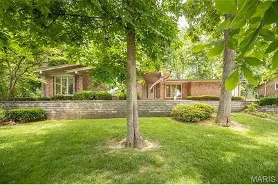 425 Kenilworth Lane, Ballwin, MO 63011 - Photo 65