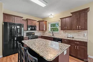 941 Shady Path Ct, Saint Peters, MO 63376 - Photo 11