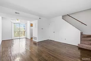 1736 Redbird Cove, Saint Louis, MO 63144 - Photo 5