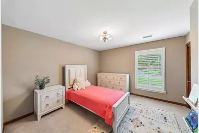 240 Whiting Lane, Chesterfield, MO 63005 - Photo 25