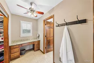 240 Whiting Ln, Chesterfield, MO 63005 - Photo 23