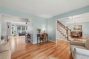 1010 Waldo Ln, Saint Charles, MO 63304 - Photo 7