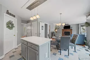 1010 Waldo Ln, Saint Charles, MO 63304 - Photo 23