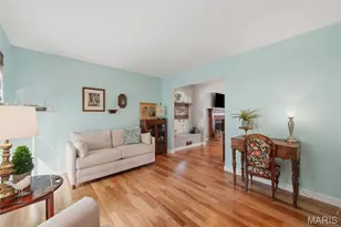 1010 Waldo Ln, Saint Charles, MO 63304 - Photo 5