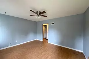 3231 Edmundson Rd, Saint Louis, MO 63114 - Photo 5