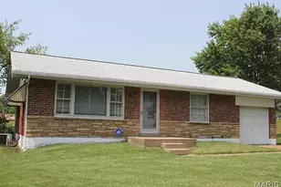 1277 Admiral Dr, Saint Louis, MO 63137 - Photo 1