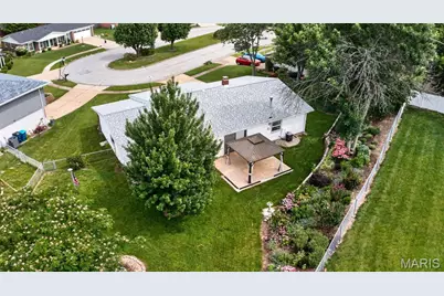 4542 Frederickton Court, Saint Louis, MO 63128 - Photo 27