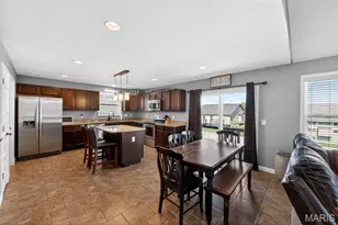 146 Shadow Pointe Dr, Wentzville, MO 63385 - Photo 7