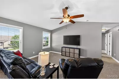 146 Shadow Pointe Drive, Wentzville, MO 63385 - Photo 13