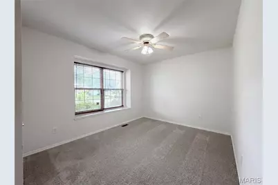 246 Royalltrail Lane, O'Fallon, MO 63368 - Photo 9