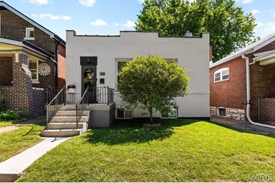 4745 Rosa Avenue, Saint Louis, MO 63116 - Photo 1