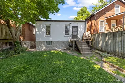 4745 Rosa Avenue, Saint Louis, MO 63116 - Photo 15
