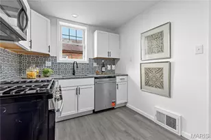 6325 Stratford Ave, Saint Louis, MO 63120 - Photo 9