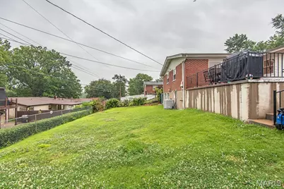 729 Wingan Lane, Saint Louis, MO 63125 - Photo 7