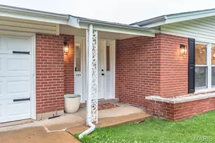729 Wingan Ln, Saint Louis, MO 63125 - Photo 3