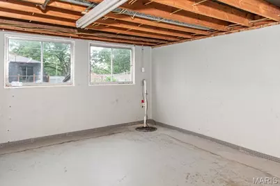 729 Wingan Lane, Saint Louis, MO 63125 - Photo 35