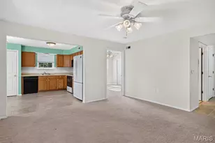 11095 Gravois Rd, Saint Louis, MO 63126 - Photo 5