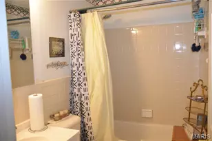 4557 Arco Ave, Saint Louis, MO 63110 - Photo 13