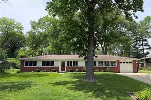 709 Elkington Ln, Olivette, MO 63132 - Photo 3