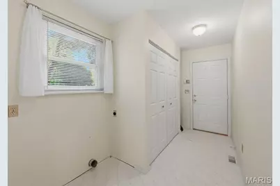2082 Hackmann Estates Drive, Saint Charles, MO 63303 - Photo 13