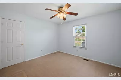 2082 Hackmann Estates Drive, Saint Charles, MO 63303 - Photo 19