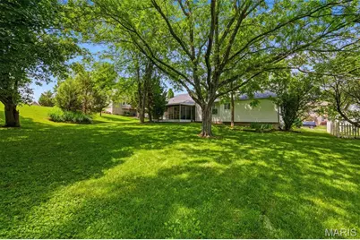 2082 Hackmann Estates Drive, Saint Charles, MO 63303 - Photo 27