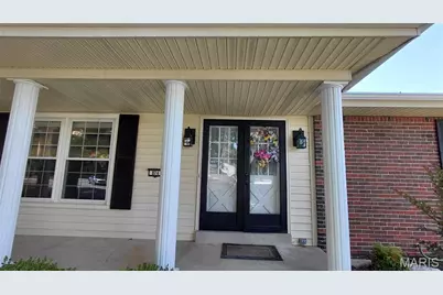 874 Hollyridge Drive, Ballwin, MO 63011 - Photo 3