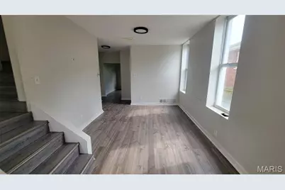 2202 Osage Street, Saint Louis, MO 63118 - Photo 5