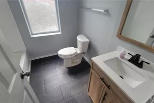 2202 Osage St, Saint Louis, MO 63118 - Photo 9