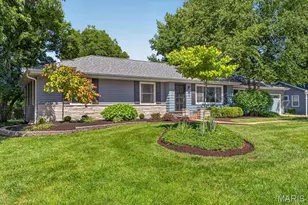 12467 Ballas Meadows Dr, Des Peres, MO 63131 - Photo 5