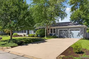 12467 Ballas Meadows Dr, Des Peres, MO 63131 - Photo 3