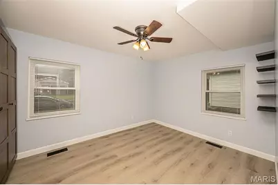 2200 N 5th Street, Saint Charles, MO 63301 - Photo 19