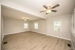2200 N 5th St, Saint Charles, MO 63301 - Photo 7
