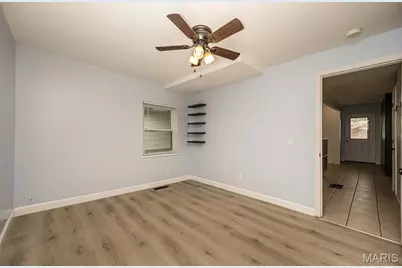 2200 N 5th Street, Saint Charles, MO 63301 - Photo 21