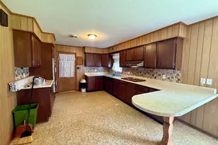 103 Sharon Dr, Montgomery City, MO 63361 - Photo 11